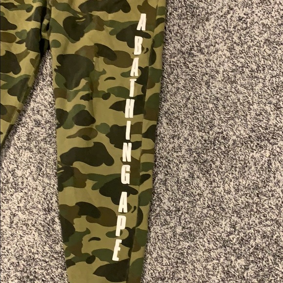Green camo bape pants - Picture 2 of 6